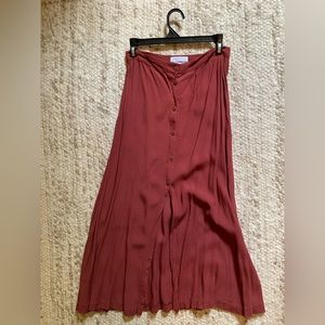 Urban Outfitters MIDI skirt -maroon color